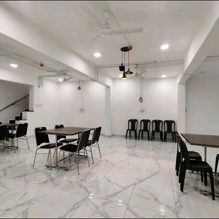 Hotel Bsh Group Noida Bagian luar foto